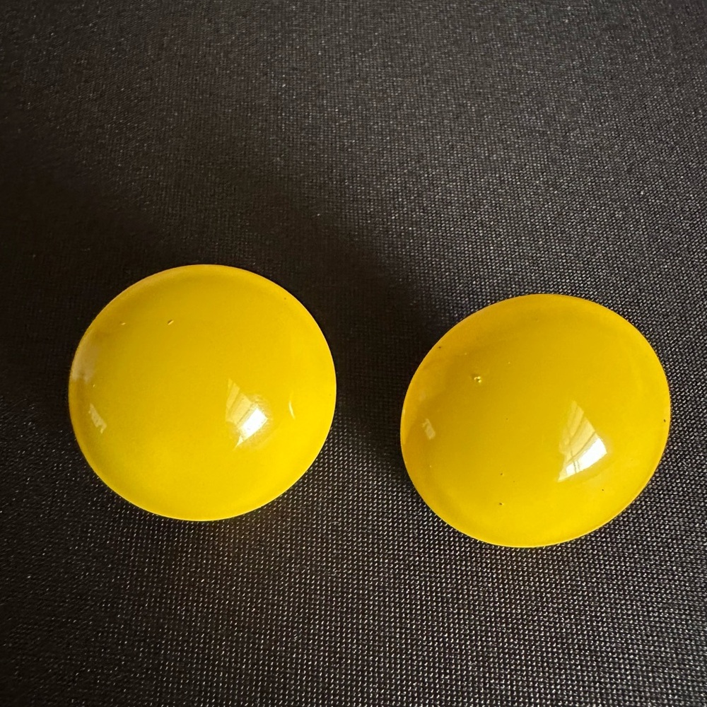 Vintage Enamel Earrings Round Yellow Button Disc Piercing earrings
